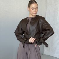 IMG_0879 KRÓTKA BRĄZOWA ELEGANCKA KURTKA Z OZDOBNYMI RĘKAWAMI