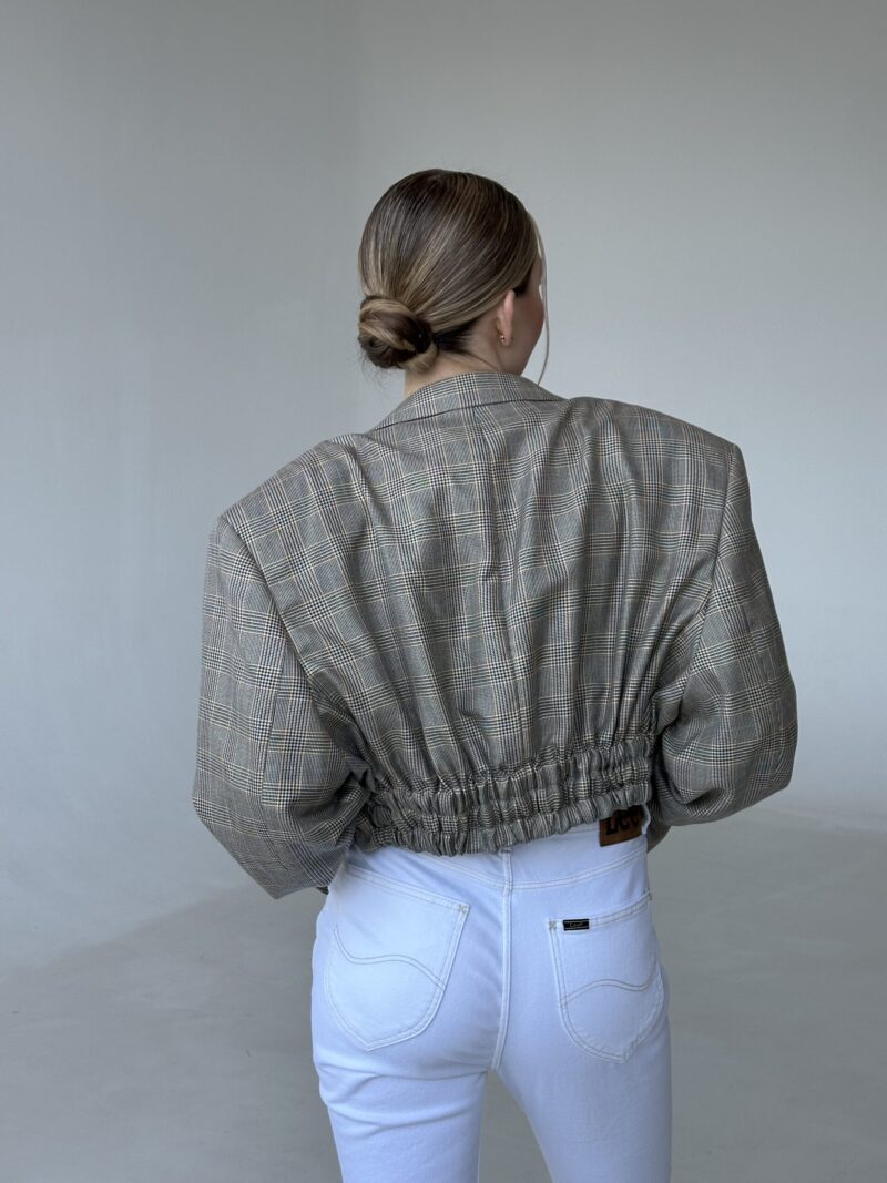 MINI JEDWABNO WEŁNIANA MARYNARKA W JASNĄ KRATĘ