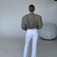 MINI JEDWABNO WEŁNIANA MARYNARKA W JASNĄ KRATĘ