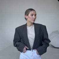 MINI KLASYCZNA SZARO-BRĄZOWA MARYNARKA