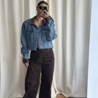 KURTKA JEANSOWA ZE SKÓRZANYM KOŁNIERZEM ORAZ MANKIETAMI no4