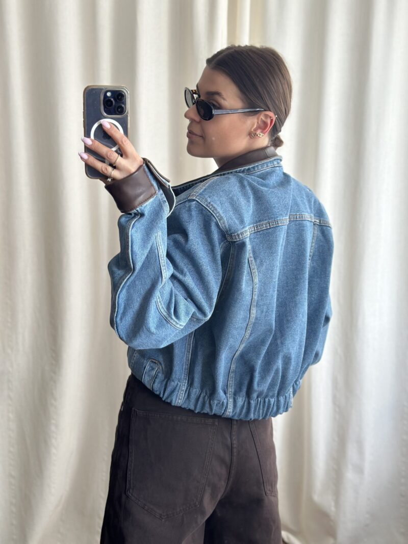 KURTKA JEANSOWA ZE SKÓRZANYM KOŁNIERZEM ORAZ MANKIETAMI no4