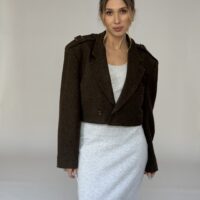 KRÓTKA BRĄZOWA CIEPŁA MARYNARKA Z PAGONAMI