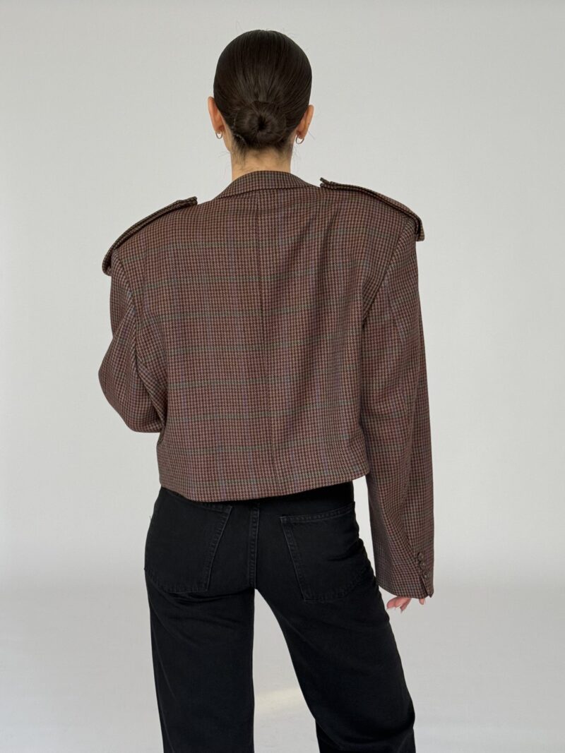 KRÓTKA MARYNARKA W KRATĘ W PAGONAMI no2