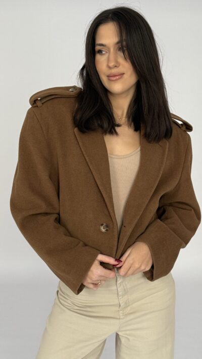 KASZMIROWO-WEŁNIANA KURTKA KARMELOWA Z PAGONAMI