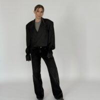 KRÓTKA GRAFITOWA DWURZĘDOWA MARYNARKA