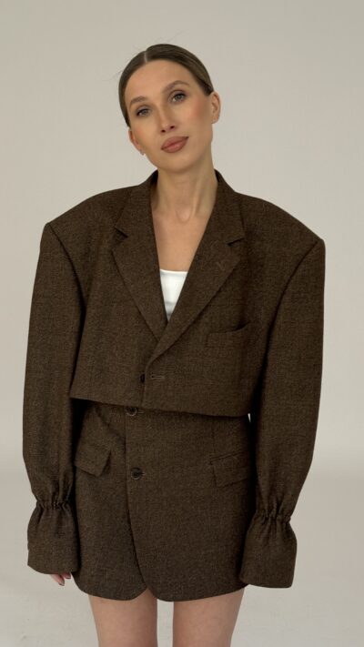 WEŁNIANY SET MARYNARKA ZE SPÓDNICĄ